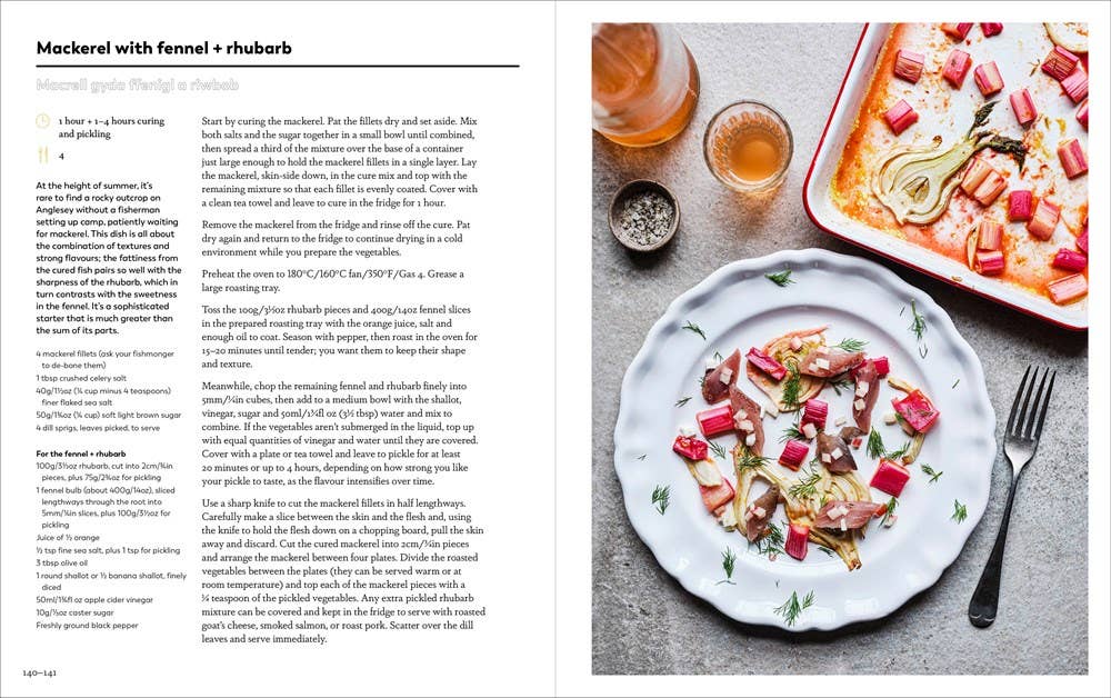 Sea Salt: A Perfectly Seasoned Cookbook