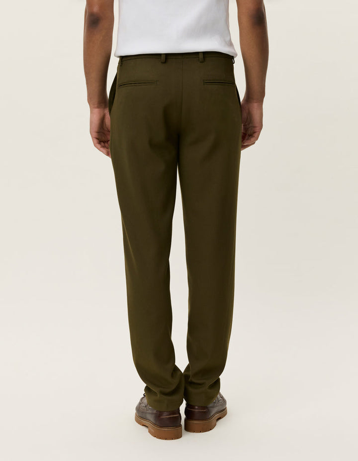Como Reg Solid Suit Pants | Military Olive