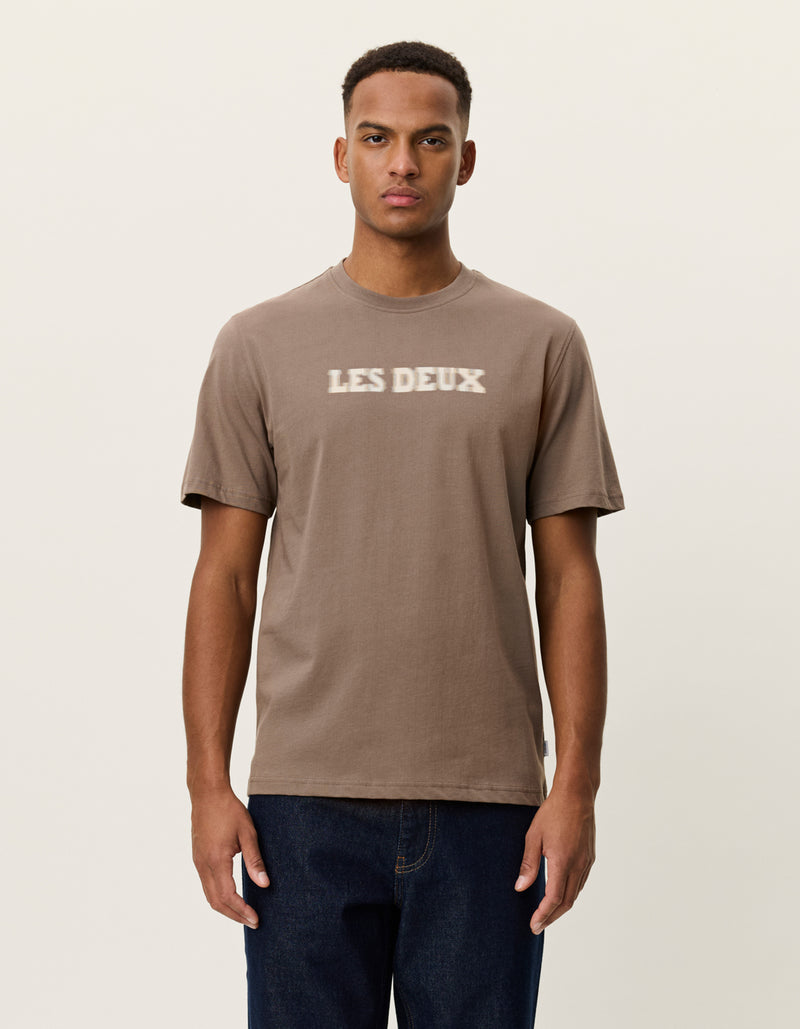 Brandy Logo Tee | Walnut Brown