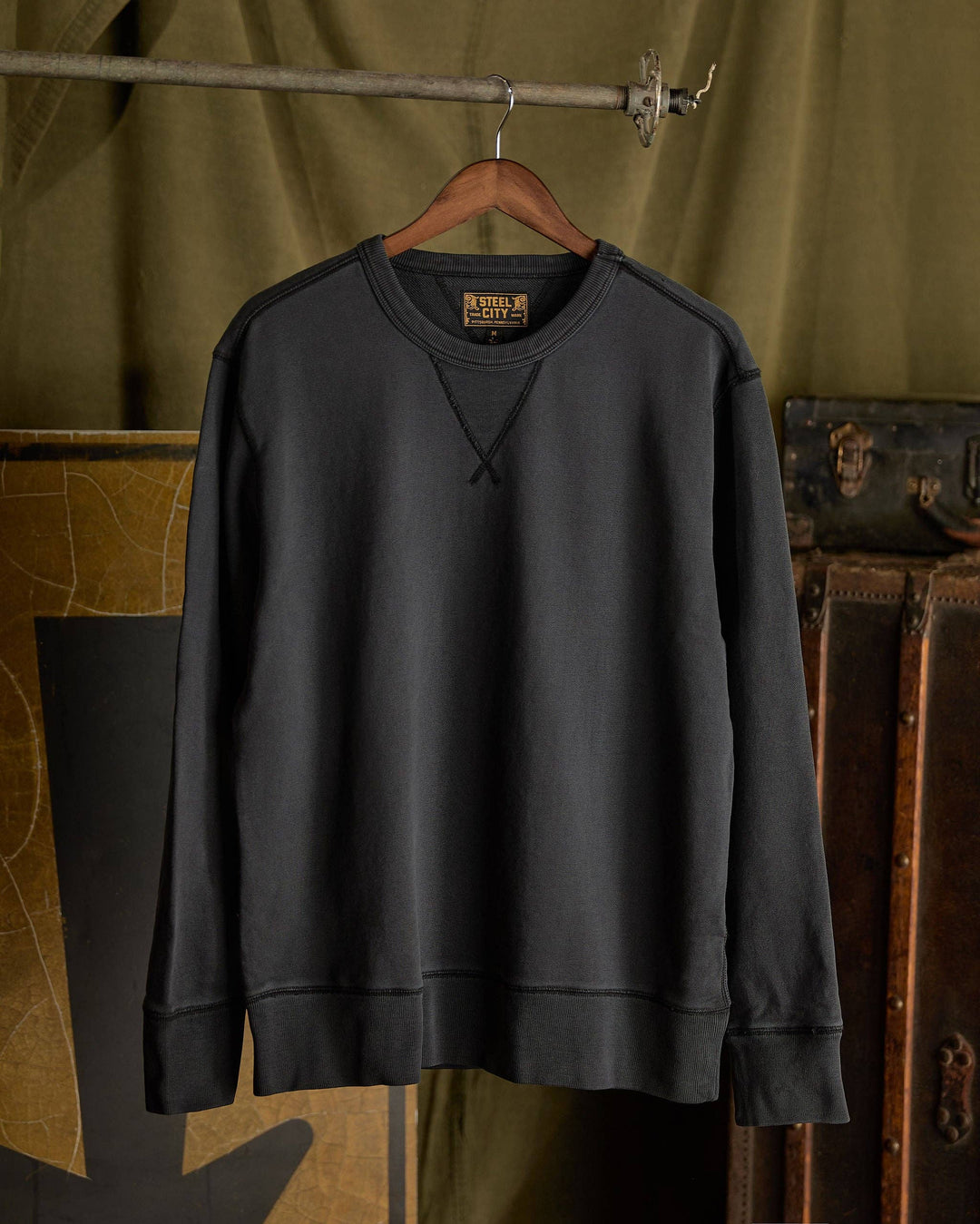 Vintage Crewneck | Black