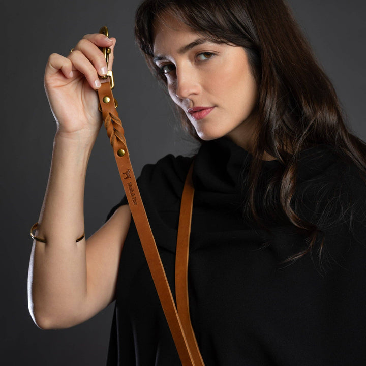 Premium Oil-Waxed Braided Leather Leash | Camel