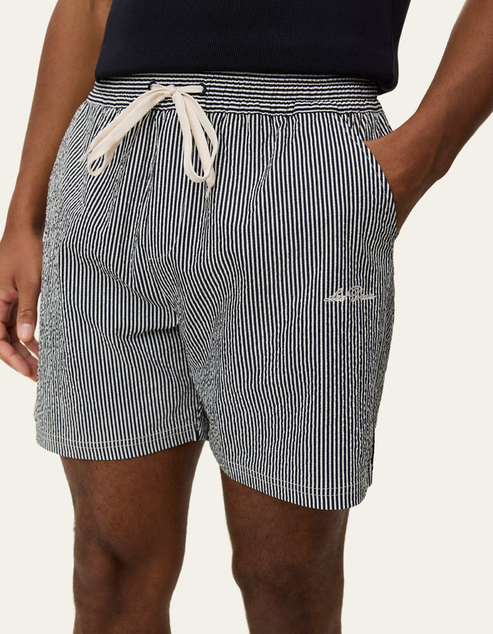 Stan Stripe Seerseucker Swim Shorts | Black