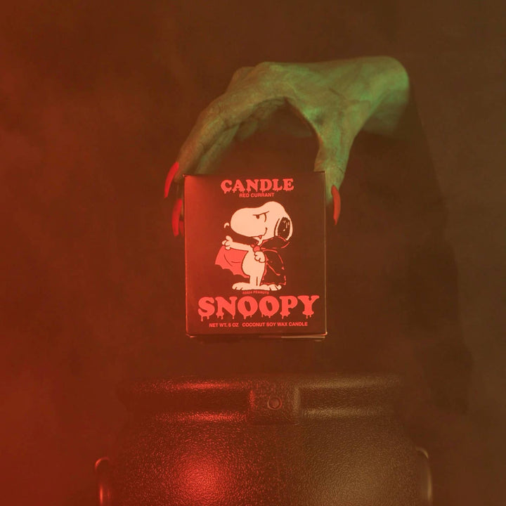 3P4 x Peanuts Candle | Snoopy Dracula
