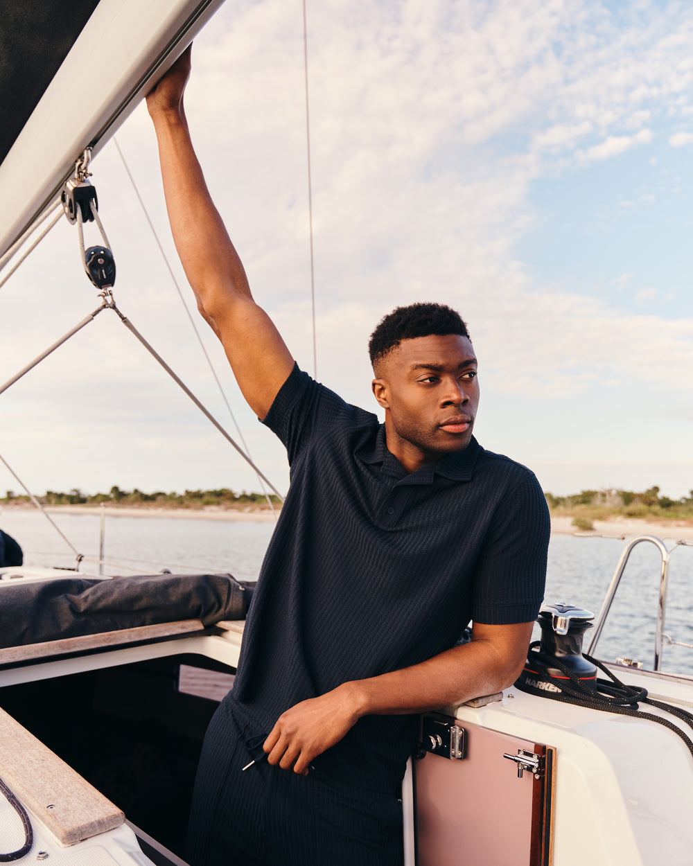 Casual Seersucker Polo | True Navy
