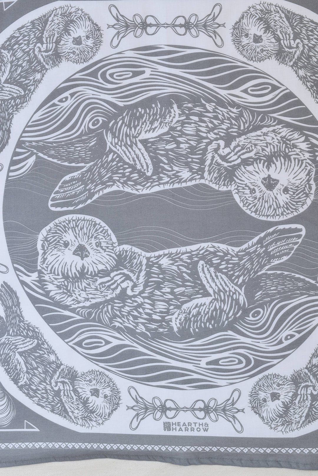 Otter Bandana | Grey