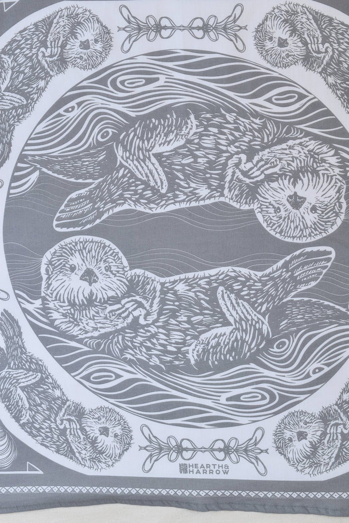 Otter Bandana | Grey