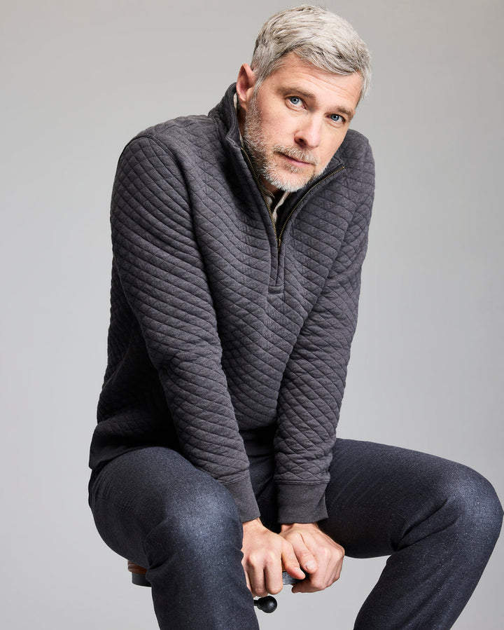 Diamond Quilt Half Zip | Black