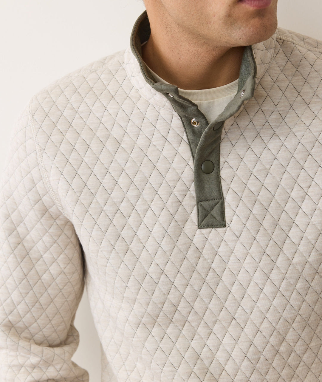 Corbet Quilted Reversible Pullover | Oatmeal/Olive