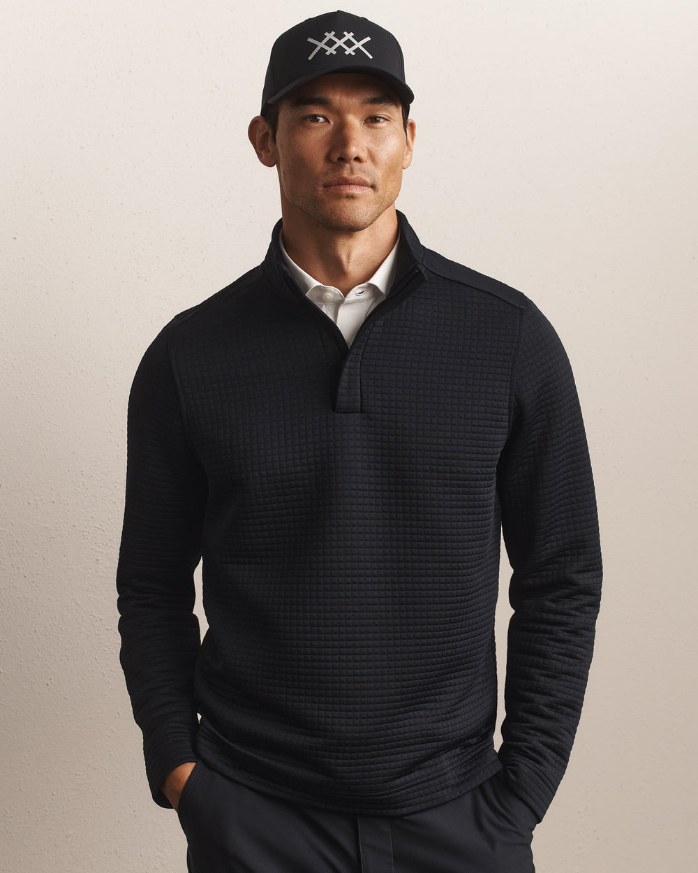 Landmark 1/4 Zip | Pure Black