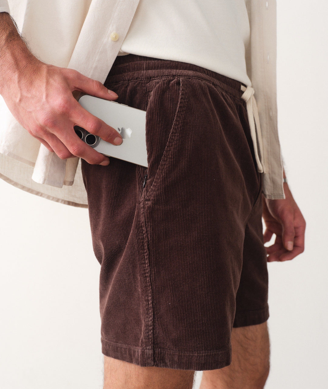 Saturday Corduroy Short 6" | Dark Brown