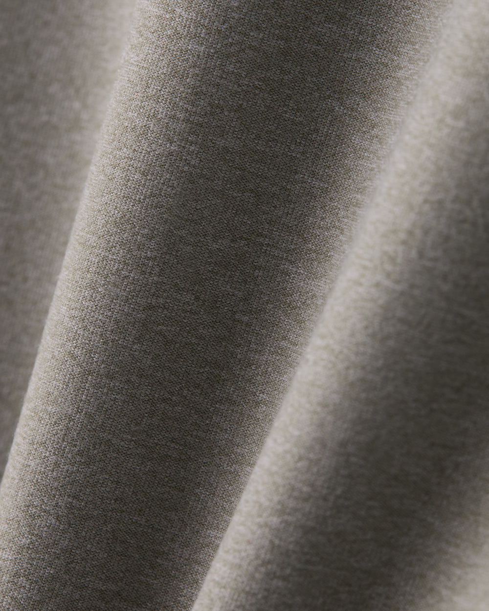 Reign Tee | Griffin/White Heather