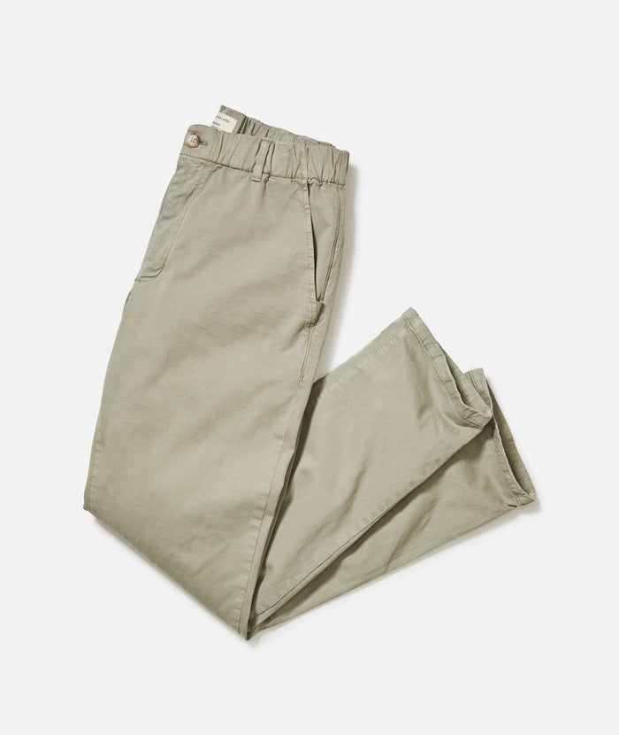 Saturday Slim Straight Twill Chino | Vetiver