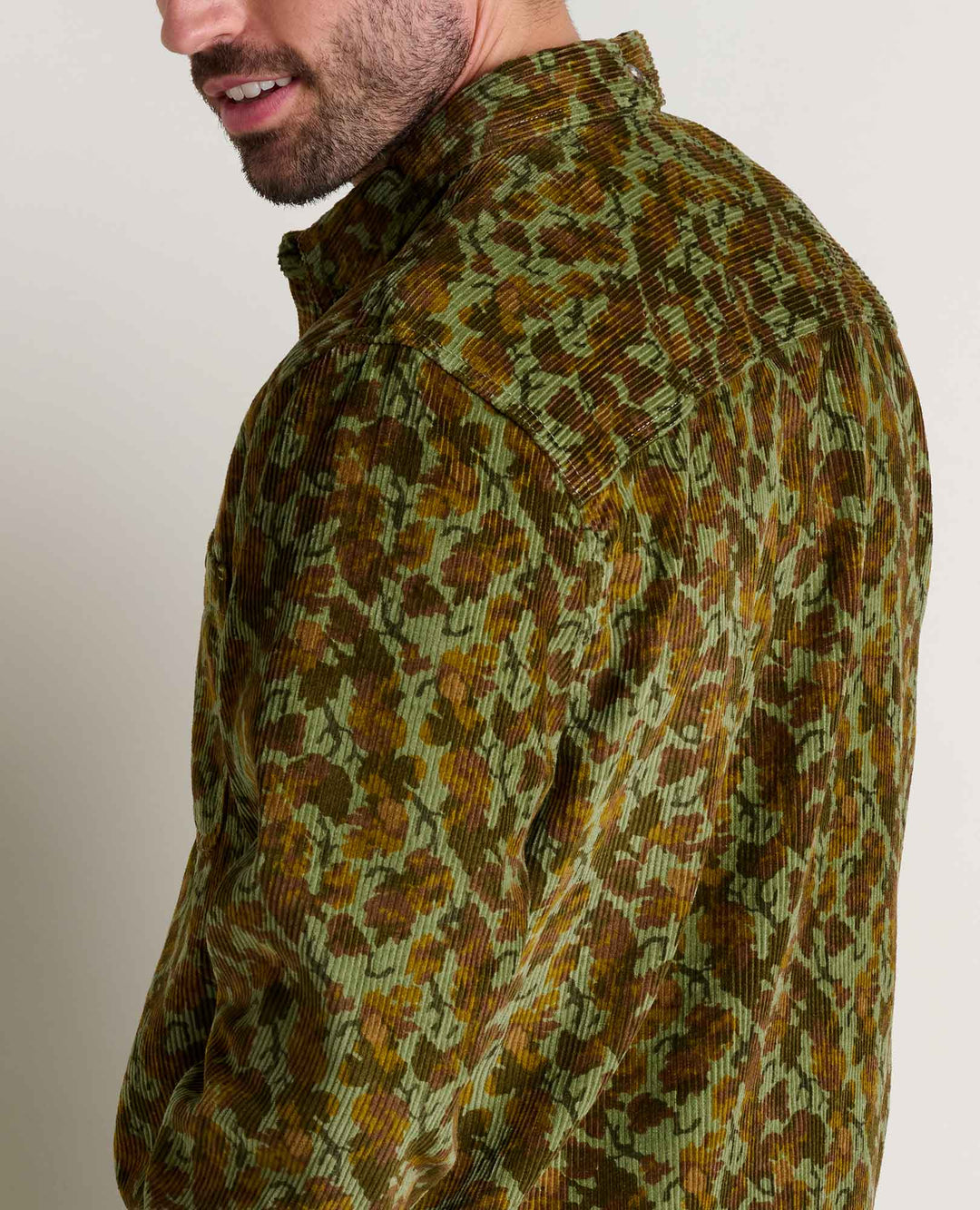 M's Cascadia LS Shirt | Green Moss Leaf Print