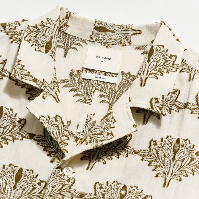 Short Sleeve Botanical Jacquard Camp Shirt | Tinted White/Olive